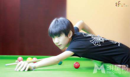 TFBOYS三小只可爱真人秀惹粉丝尖叫