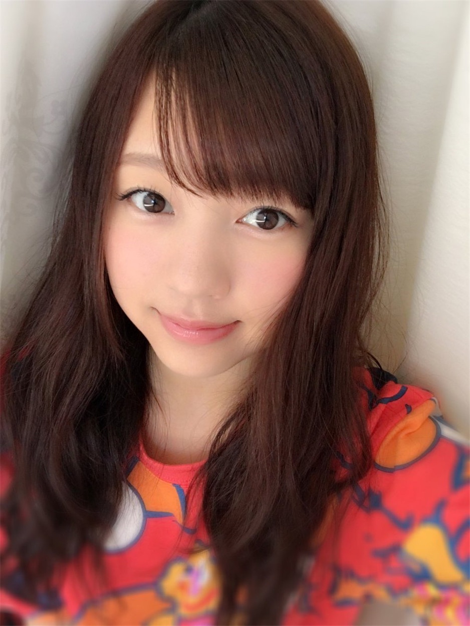 日本美少女高木悠未自拍图片