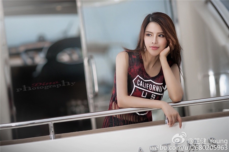 平面模特杨芷健性感写真照片