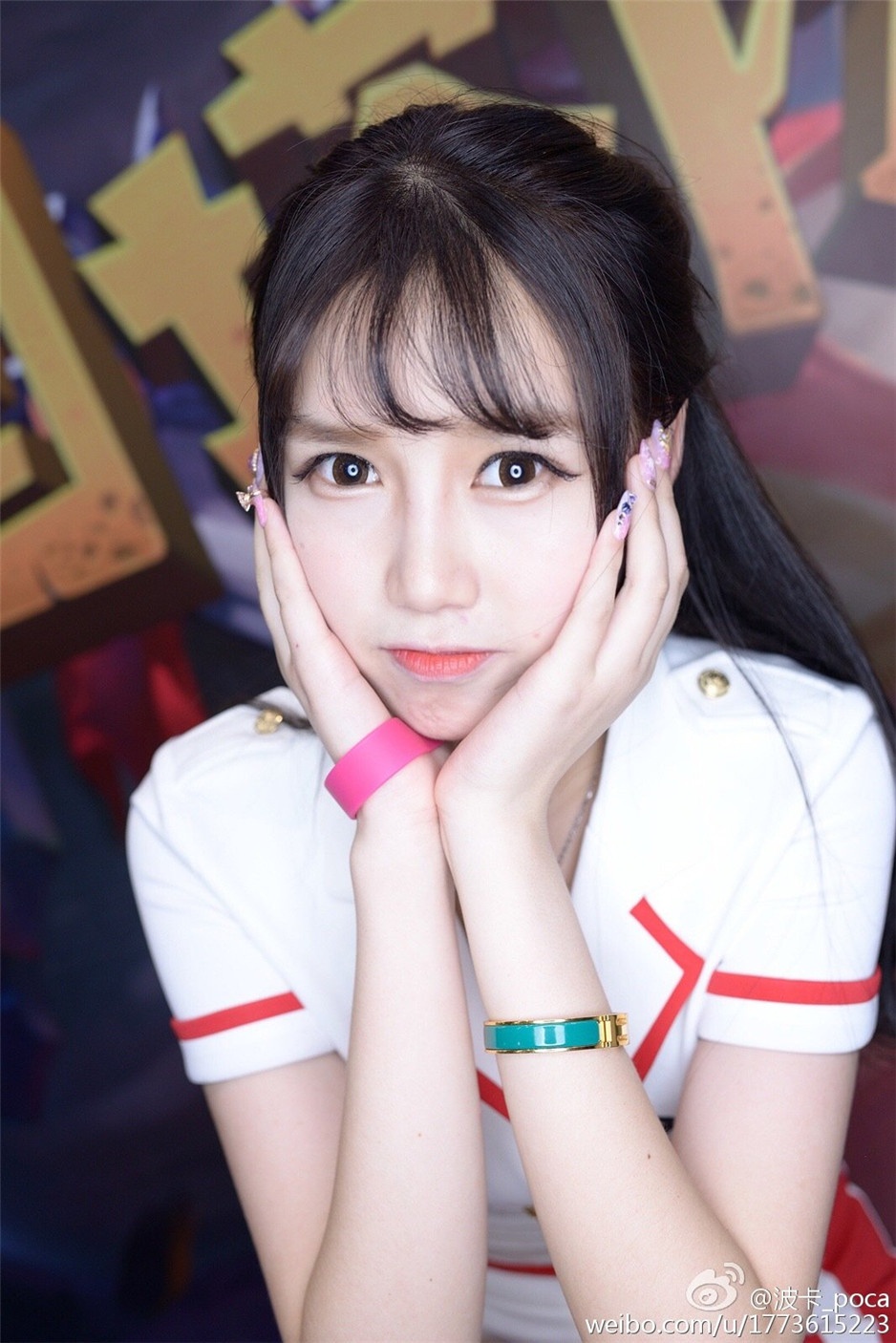 清纯靓丽的甜美妹子支伟婷自拍照