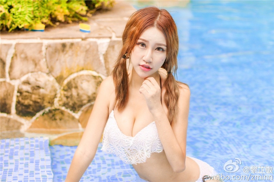 清纯氧气美女黎芷敏养眼写真图片