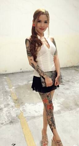 马来西亚性感美女彩色纹身图案