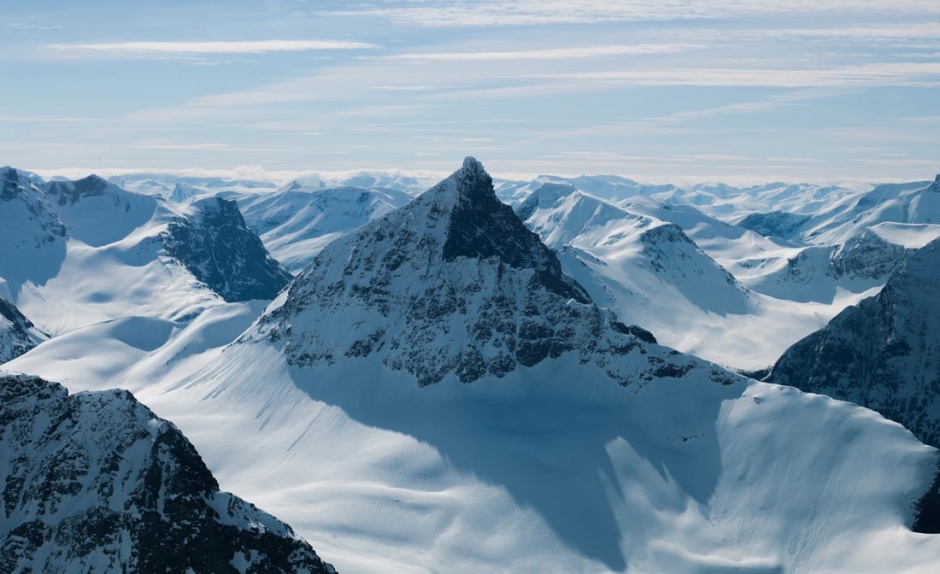 高清唯美的瑞士雪山风景图片