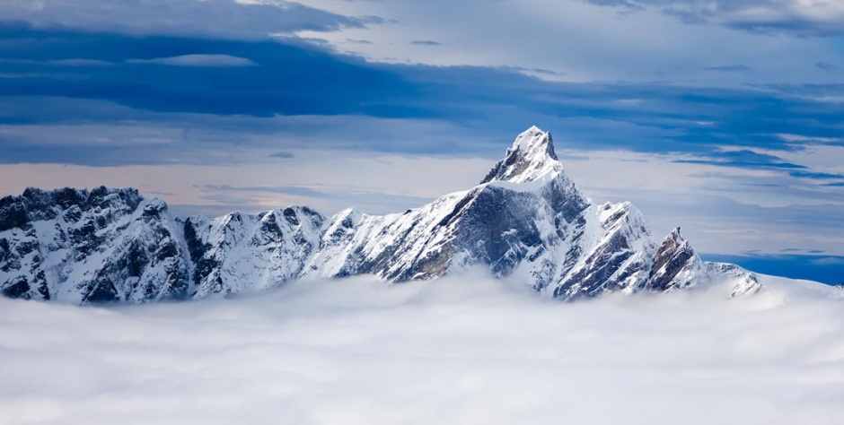 高清唯美的瑞士雪山风景图片