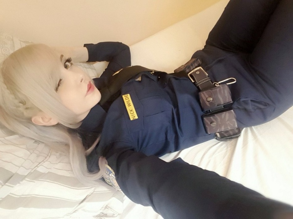 德国美少女cosplay图片集锦