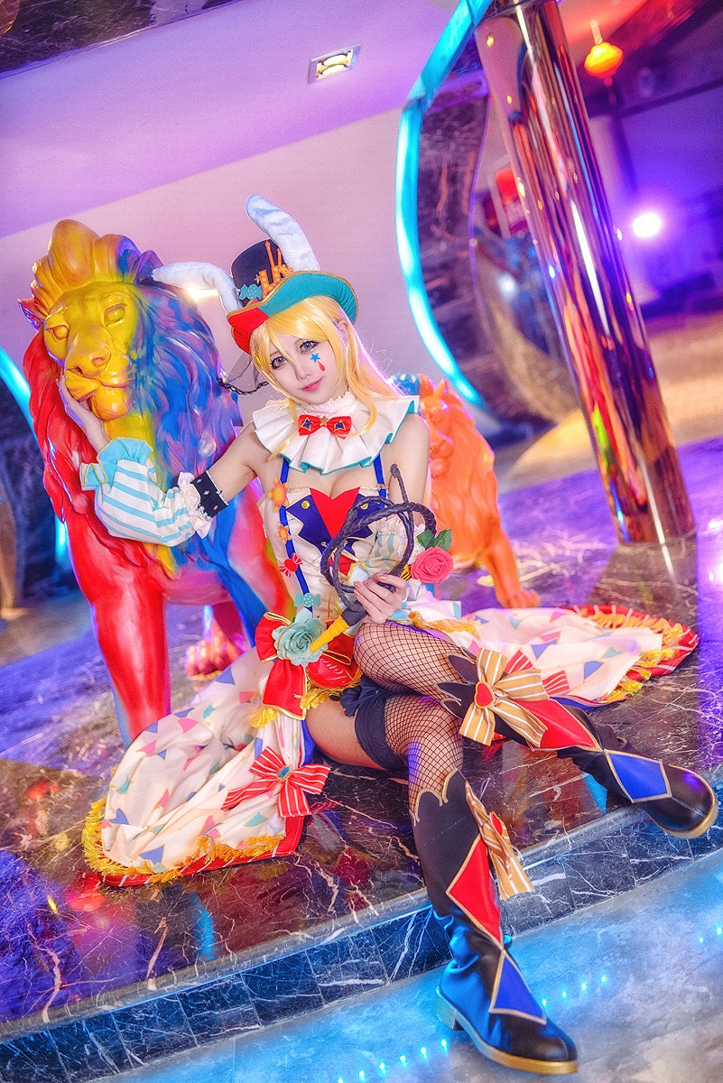 粉色萌妹cosplay写真摄影