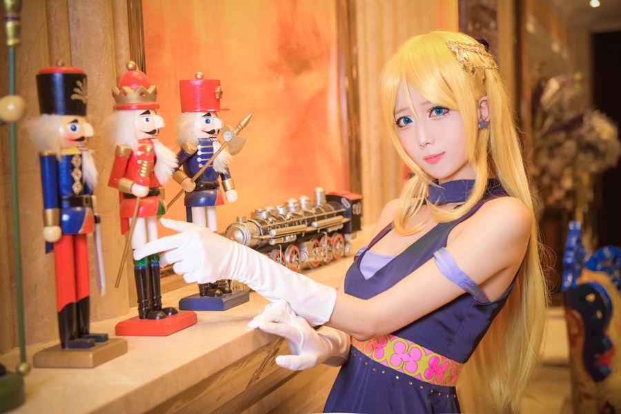 粉色萌妹cosplay写真摄影