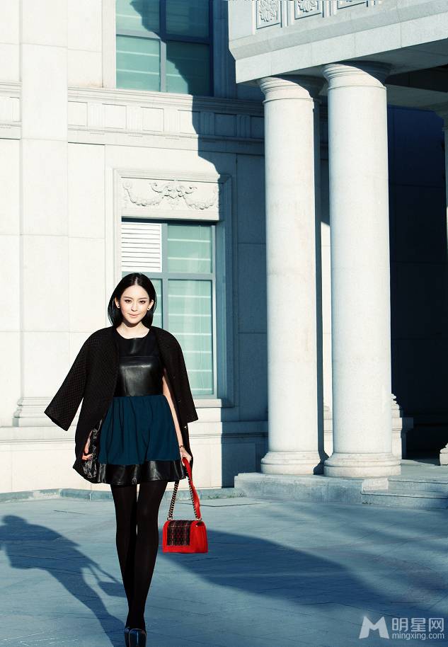 古力娜扎最新时尚街拍图片