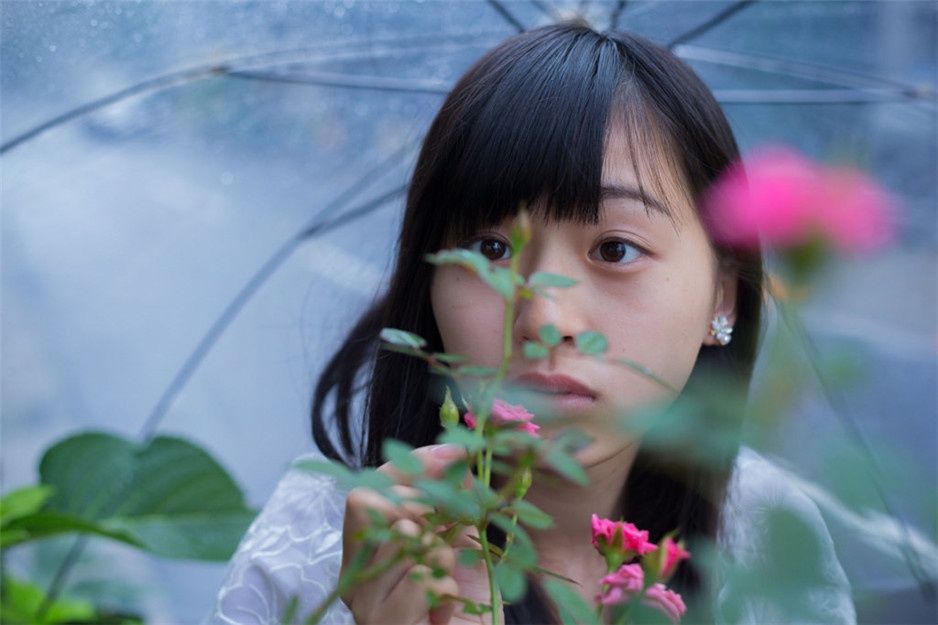 日本清纯妹子铃木茜音户外图片