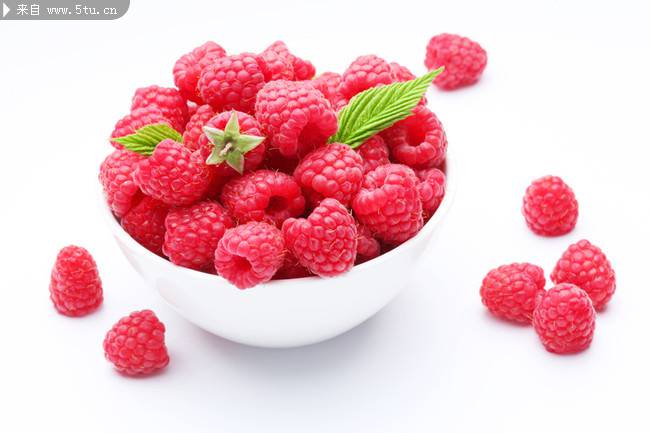 鲜美可口的草莓高清图片
