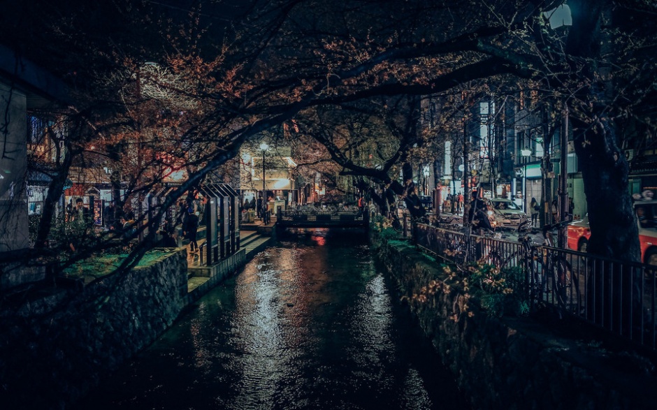 唯美的城市夜景风景图片