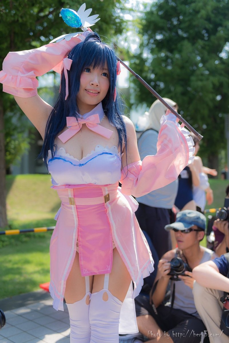 18R动漫游戏cosplay美女图片