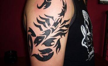 炫酷图腾毒蝎手臂纹身图案
