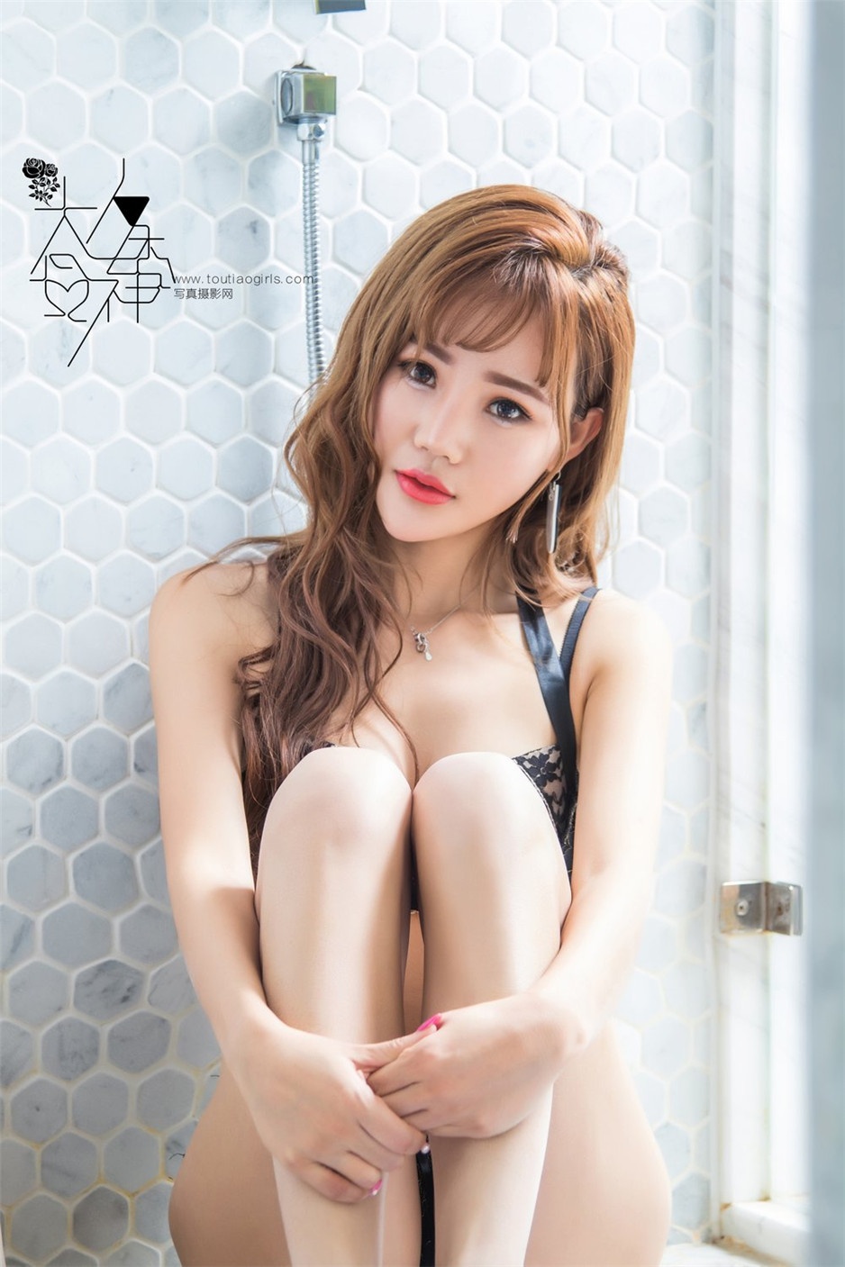 90后美少女许灵鑫性感照片