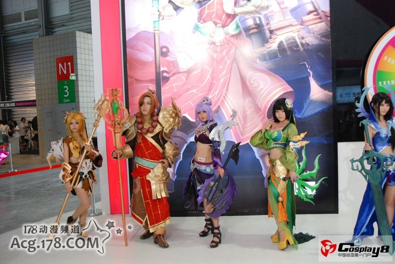 国内游戏展会Cosplay美女图片