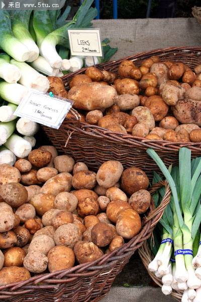 市场的土豆蔬菜图片