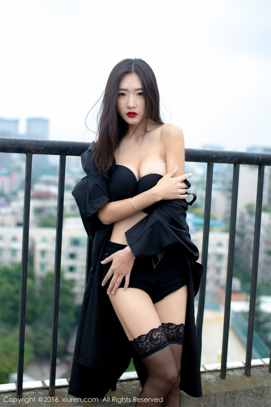 秀人网模特周琰琳LIN性感写真照片