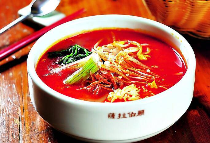 韩式辣牛肉汤图片素材