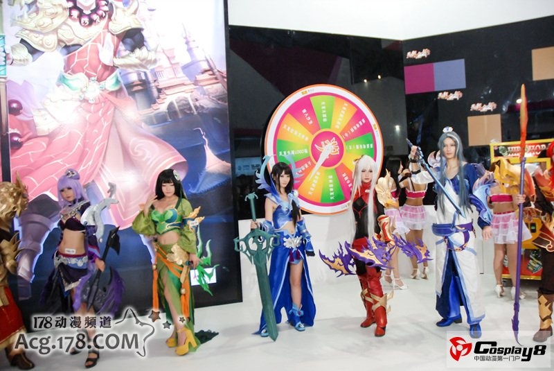 国内游戏展会Cosplay美女图片