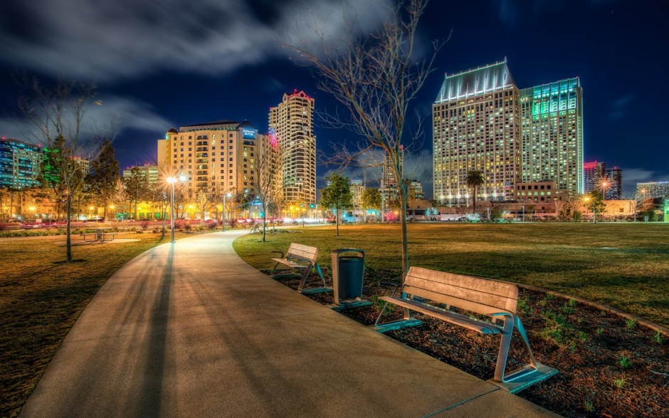 灿烂辉煌的繁华都市夜景壁纸