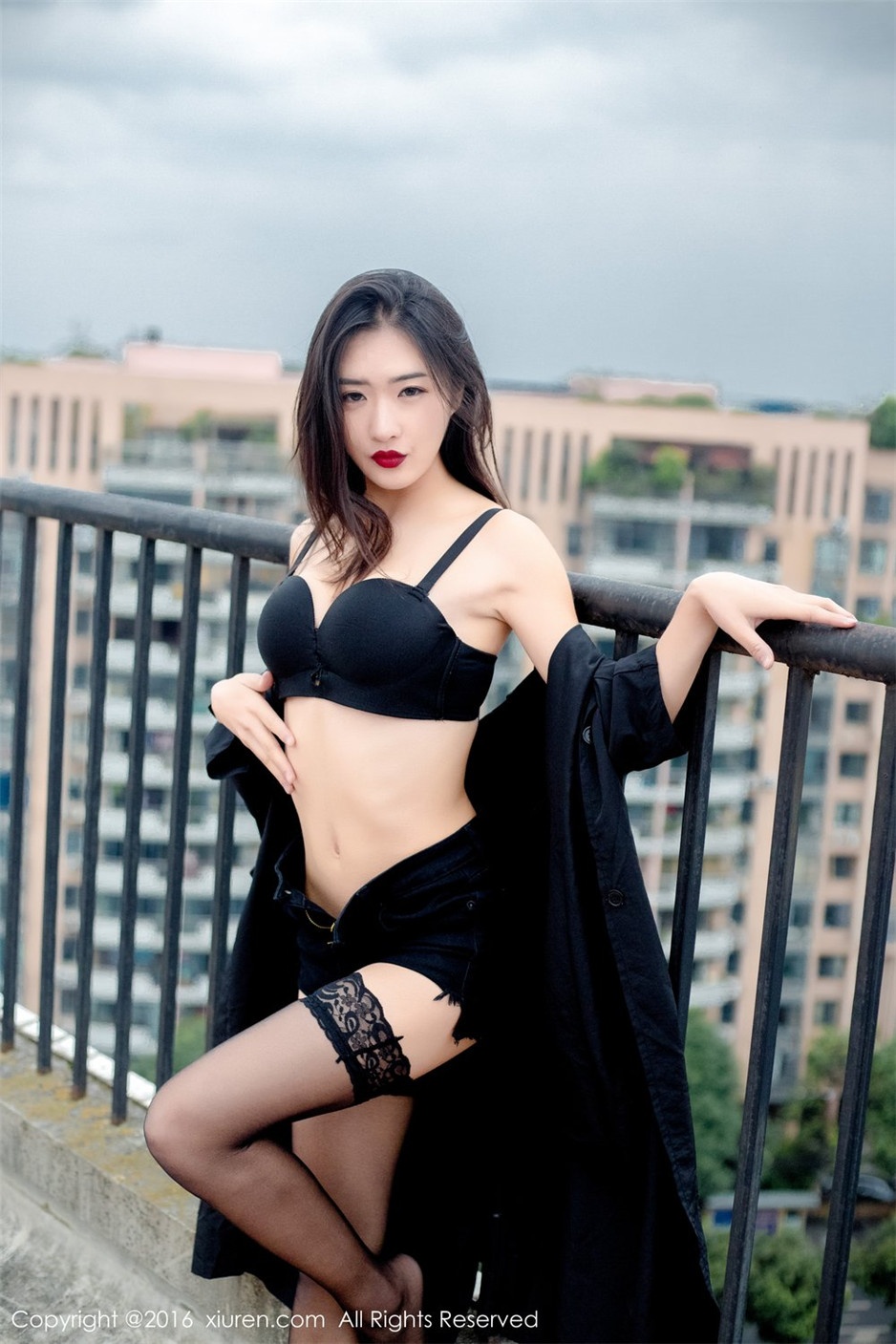 秀人网模特周琰琳LIN性感写真照片