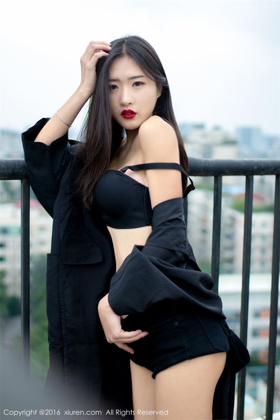 秀人网模特周琰琳LIN性感写真照片