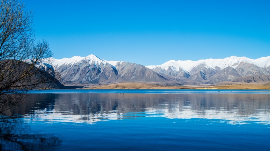 优美的新西兰山川湖泊风景壁纸