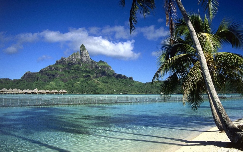 浪漫岛屿海滩风景高清图片