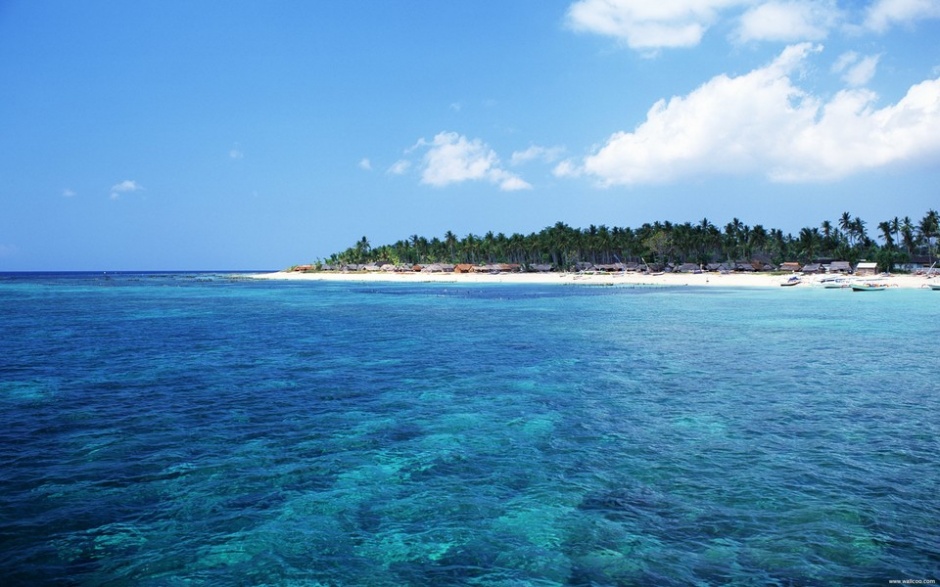 浪漫唯美的热带海岛沙滩风景壁纸