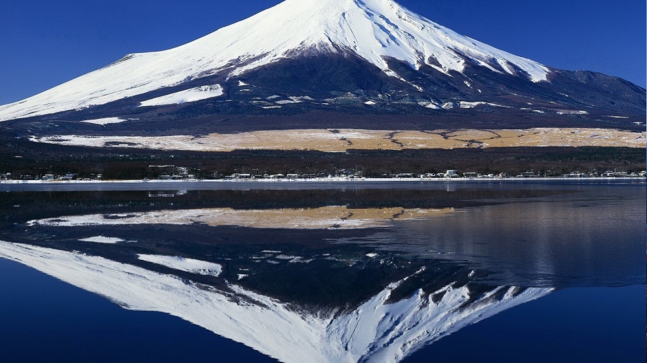 日本富士山风景电脑壁纸