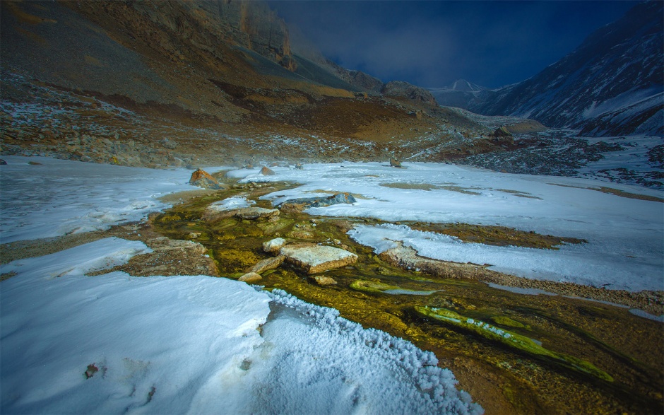 甘肃祁连山雪景桌面壁纸图