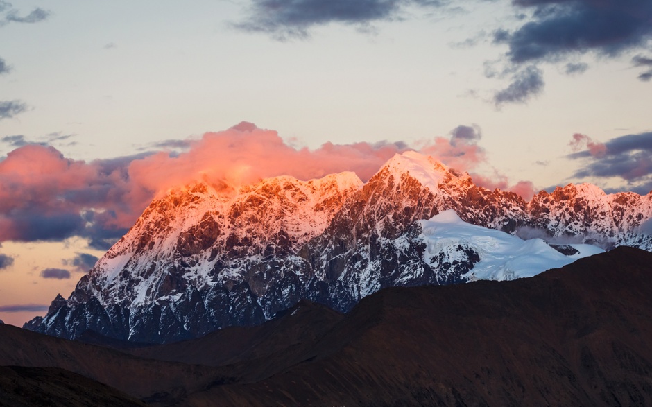独特优美西藏山川白雪风景壁纸