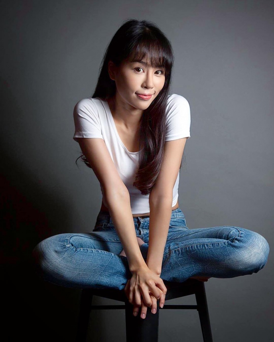 中韩混血美女权贞妍私拍图片集锦