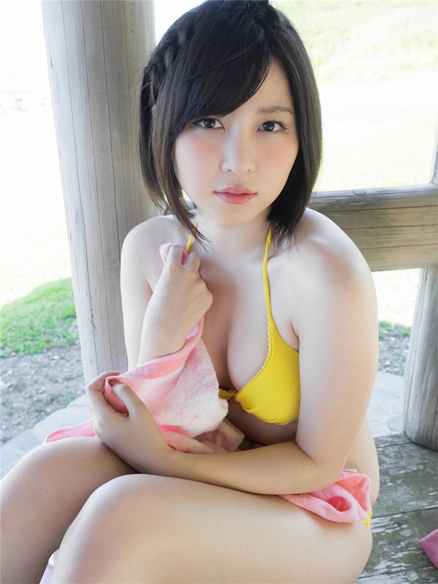 日本清纯少女岩田华怜甜美户外写真集