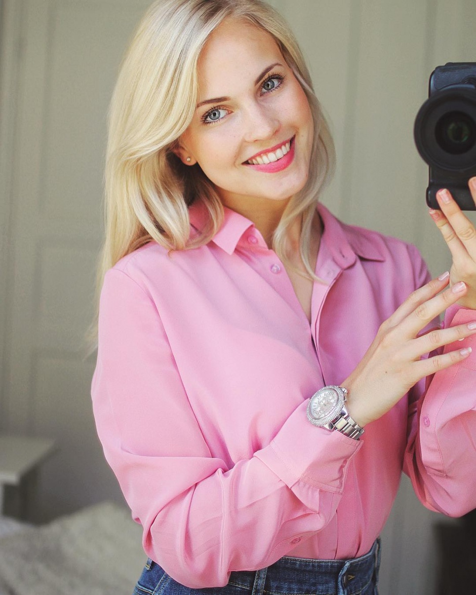 高智商美女Voe私拍精选图片合辑