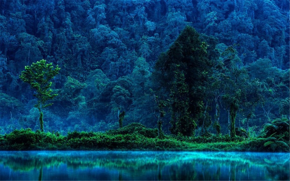 大自然秀丽山川湖泊养眼绿色风景壁纸