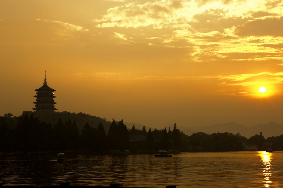 美丽广州夜景图片 美丽的杭州西湖风光