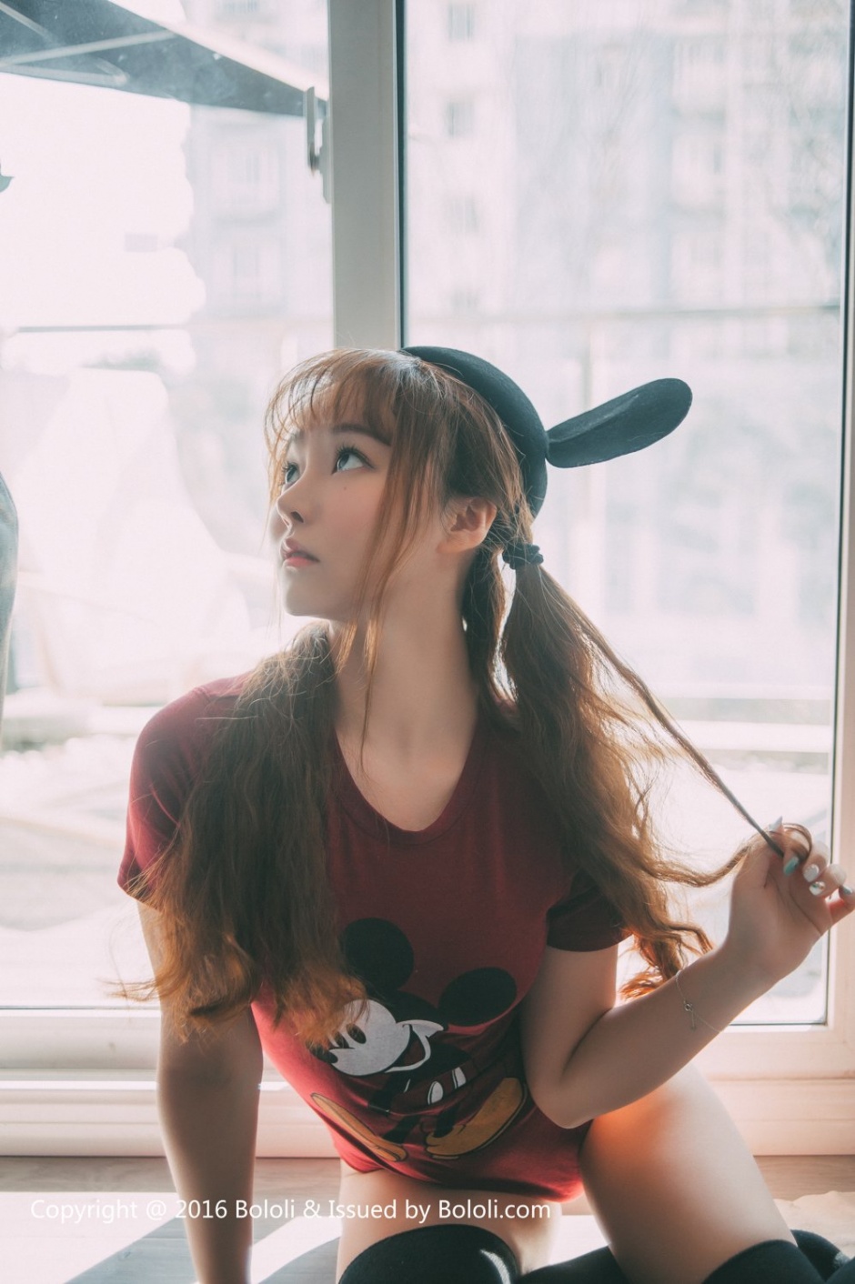 90后美少女七宝高清养眼写真图片