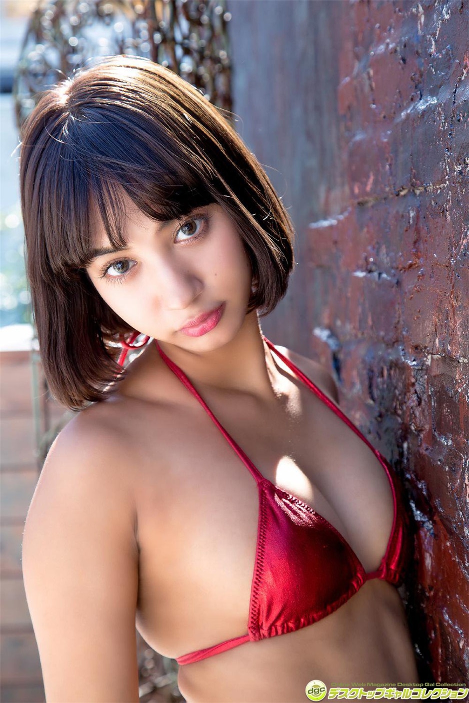 90后混血模特牧野纱弓比基尼性感写真