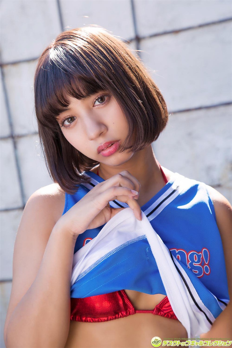 90后混血模特牧野纱弓比基尼性感写真