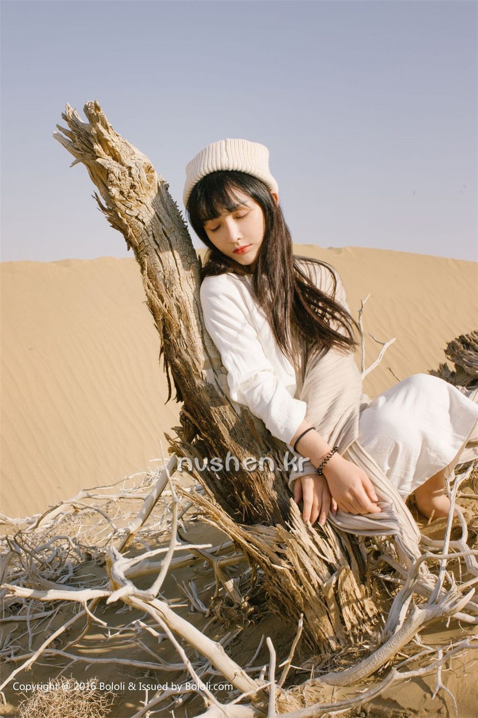 清纯系美女之应沙漠旅拍写真集锦