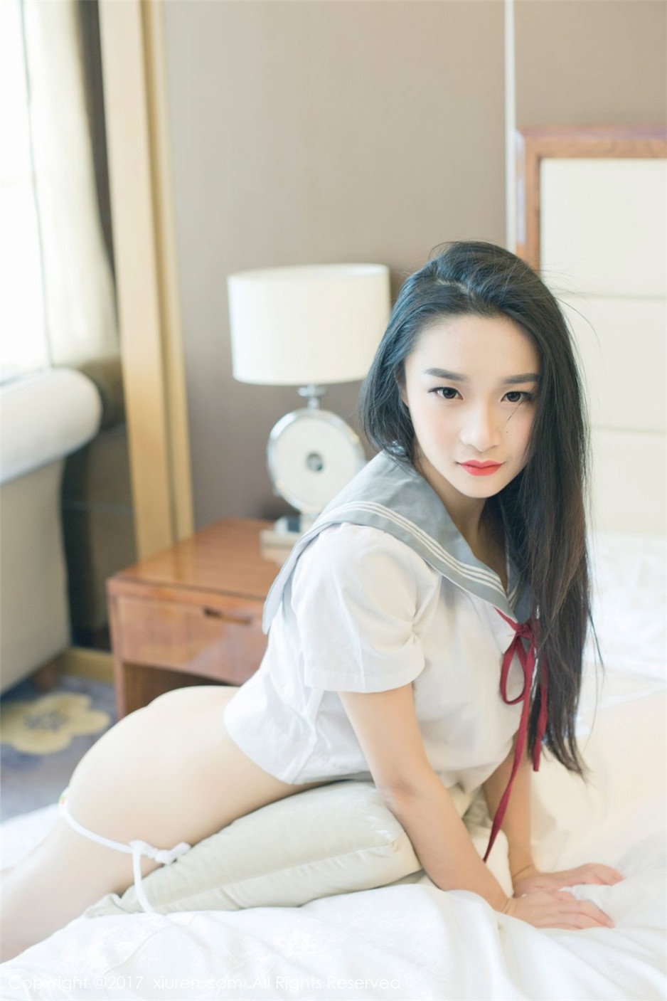 90后嫩模美女绮梦Cherish性感制服写真