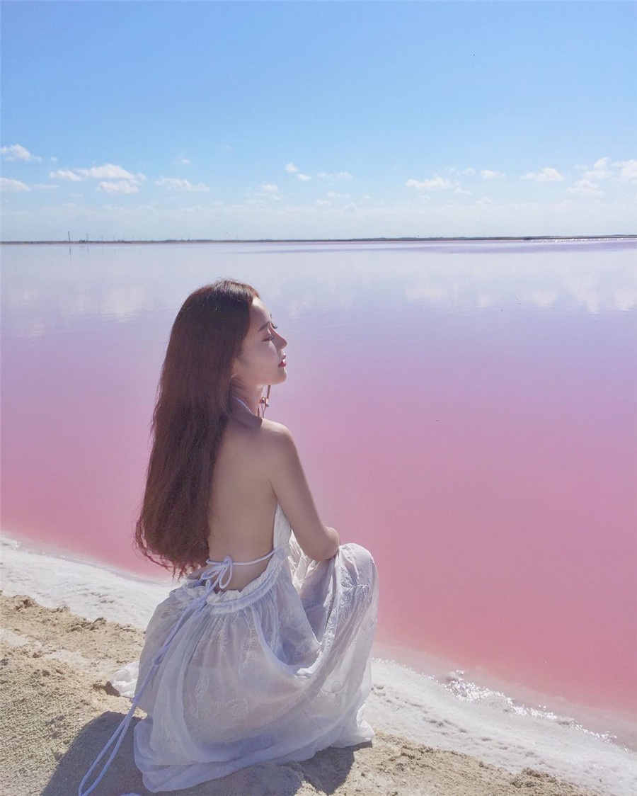 90后嫩模韩江雪室外大秀完美身材