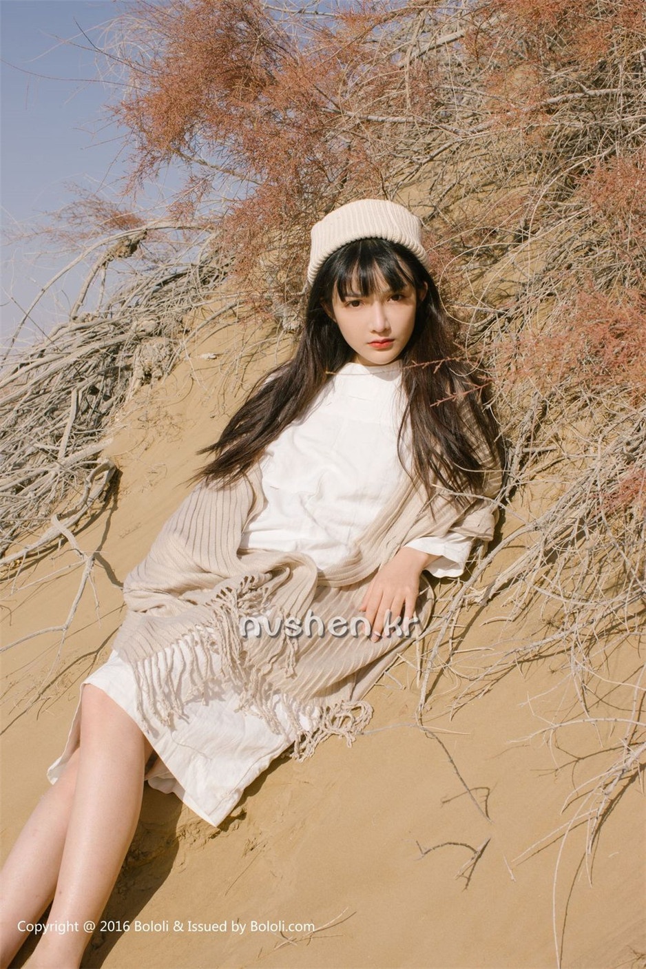 清纯系美女之应沙漠旅拍写真集锦