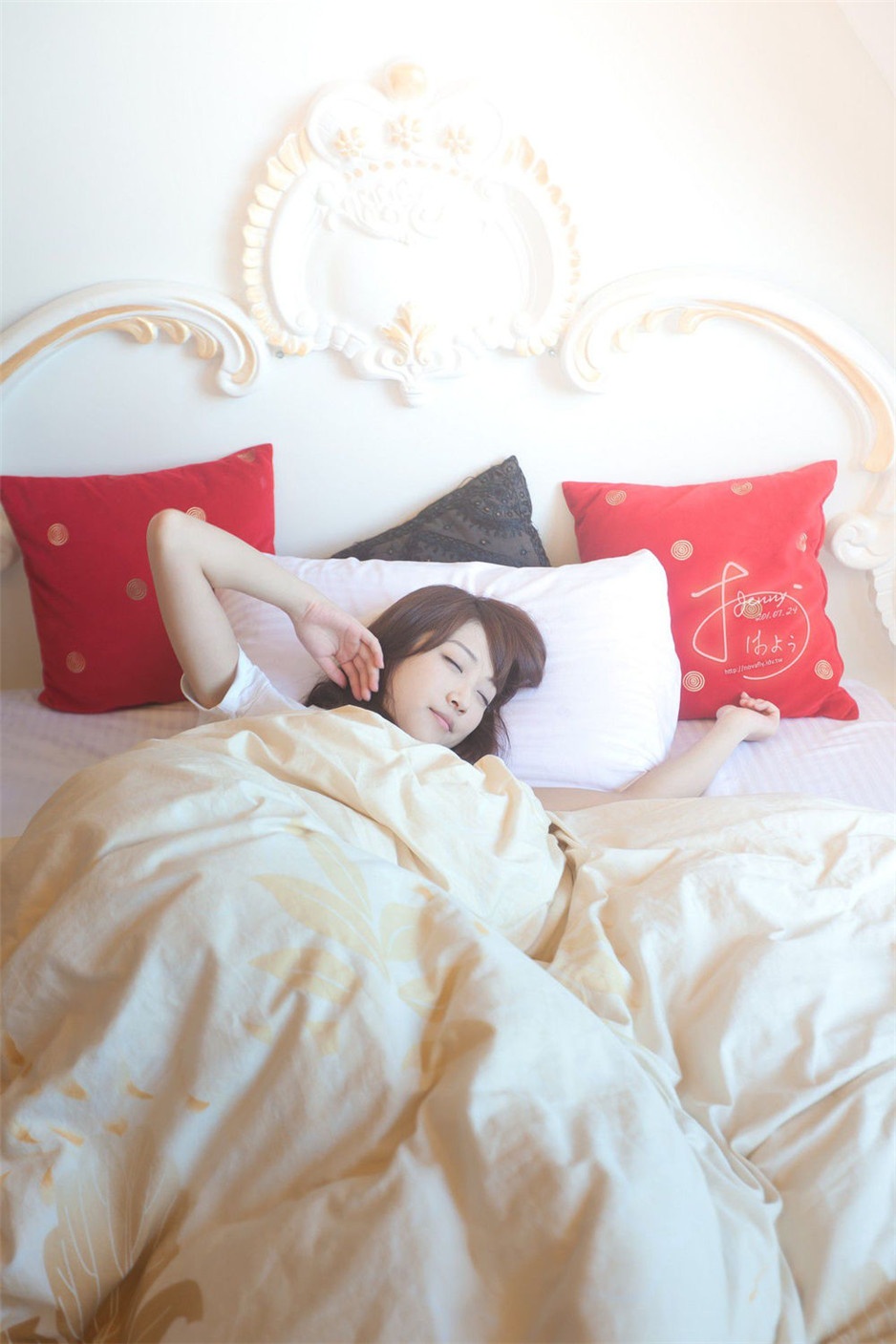 天然美女素人黄甄妮私房高清写真集