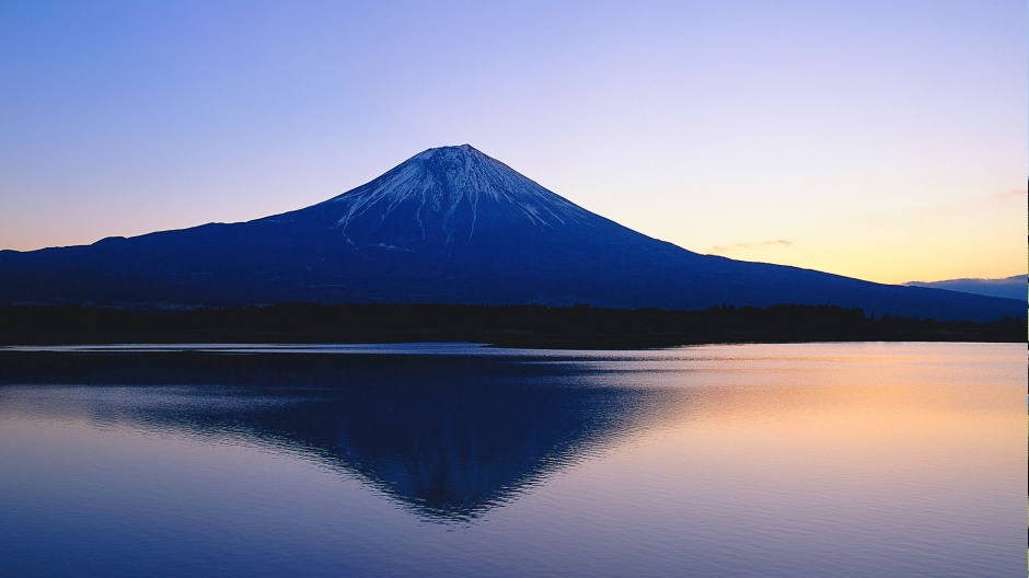 日本富士山风景电脑壁纸