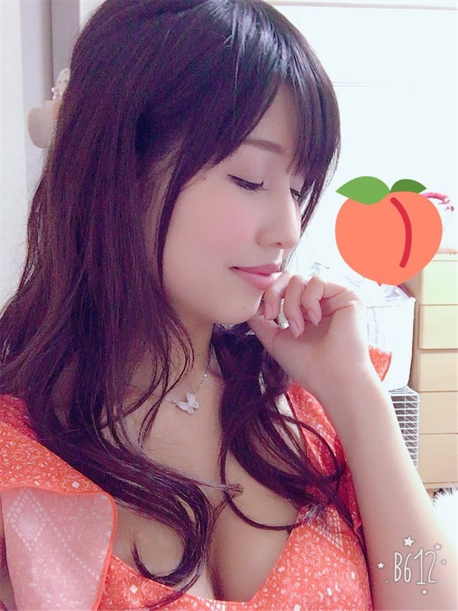 日本清纯美少女樱空桃子可爱私房照