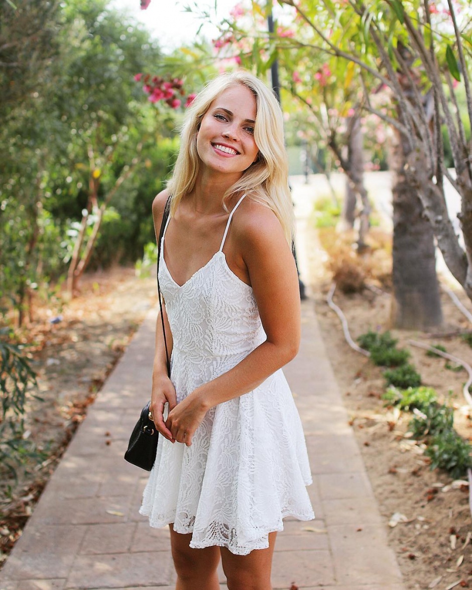 高智商美女Voe私拍精选图片合辑