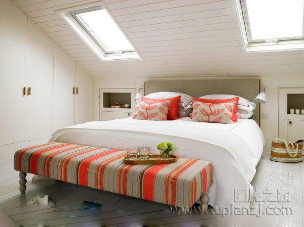 简约质感小户型阁楼装修案例