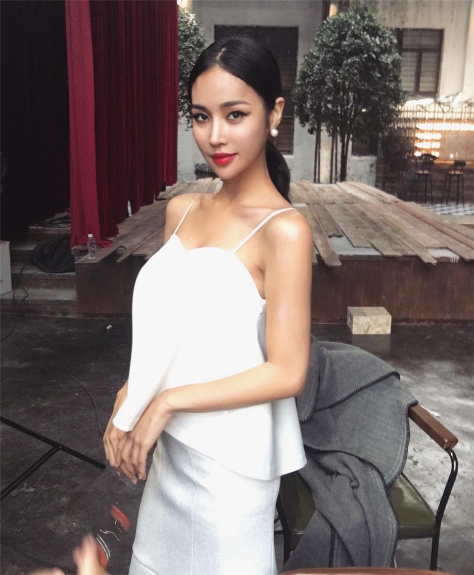 韩国气质美女模特Jess性感生活照